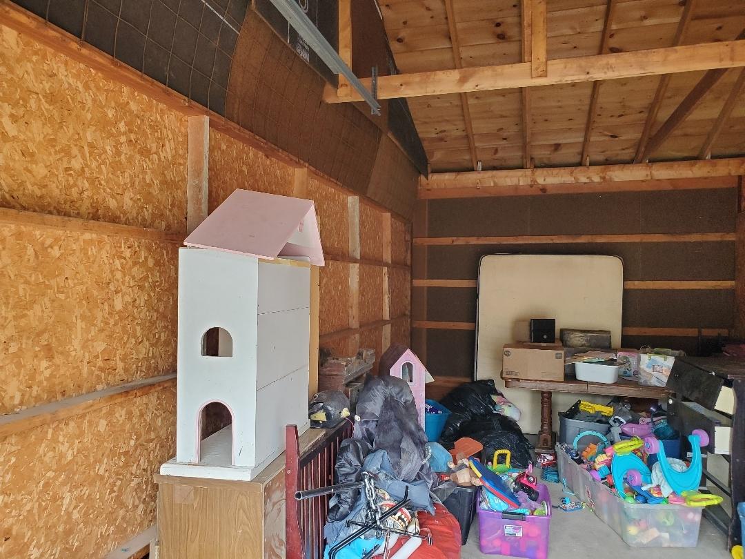 Storage Unit Auction in Hubbard, OH at Dove Storage Hubbard ends on